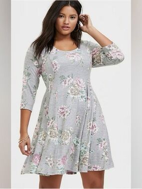 Torrid Super Soft Plush Floral Dress Fit & Flare 3/4 Sleeve Grey Size 1 X